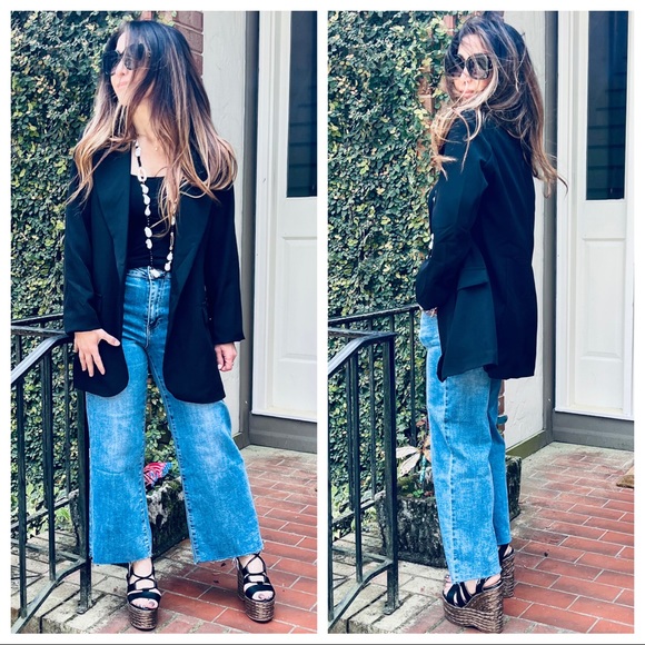 Made in Italy Hottest Trend Blazer with shoulder pads - Picture 5 of 8